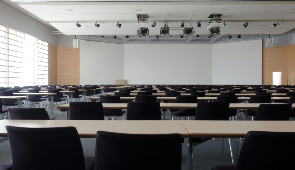 各種企業にて新入社員研修を実施しました